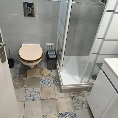 Budget Avec Parking Au Centre-ville 아파트